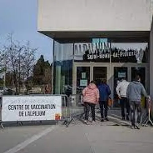 [COVID-19]: La Vaccination à Arles,  les rendez-vous partent encore...