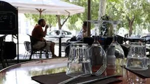 [ECONOMIE]: Un café, l’addition s’il vous plaît !