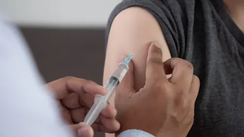 [ SANTE ] "A la rentrée, tous vaccinés" , le nouvel objectif de...