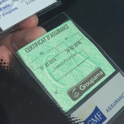 [ SOCIETE - FRANCE ] Fini la vignette verte d'assurance sur votre...