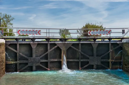 [ SOCIETE ]: Des travaux entre Beaucaire et Bellegarde