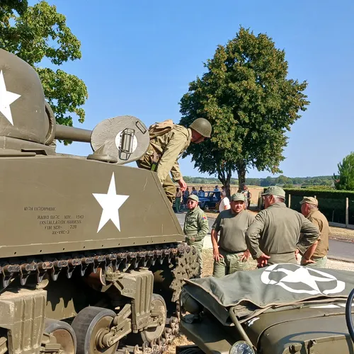 char Sherman Marboué