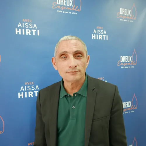 Municipales 2026 : L'un des cinq candidats renonce à Dreux