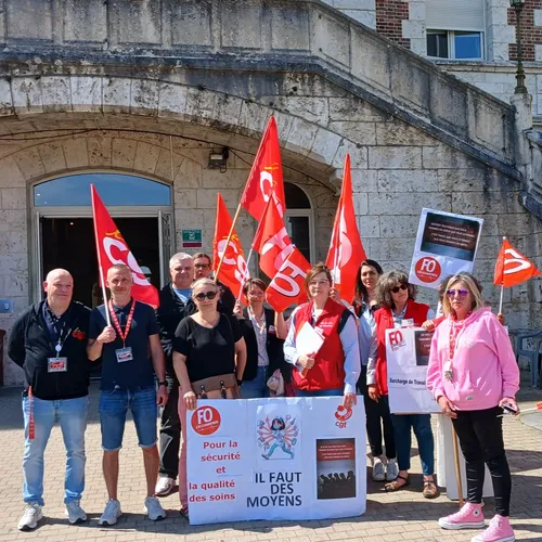 🔊 « L'hôpital est malade » à Chartres, où les grèves de sept...