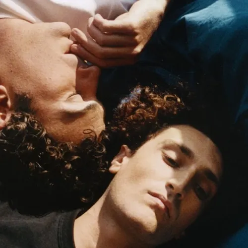 TERRENOIRE : Le groupe vient de sortir Protégé.e son second album