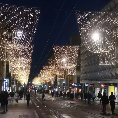 L’invité du jour : on vous dit tout sur le village des trois petits...