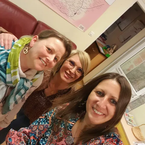 Déborah Heck et Peggy Dehout : Les Défi'Zelles (projet humanitaire...