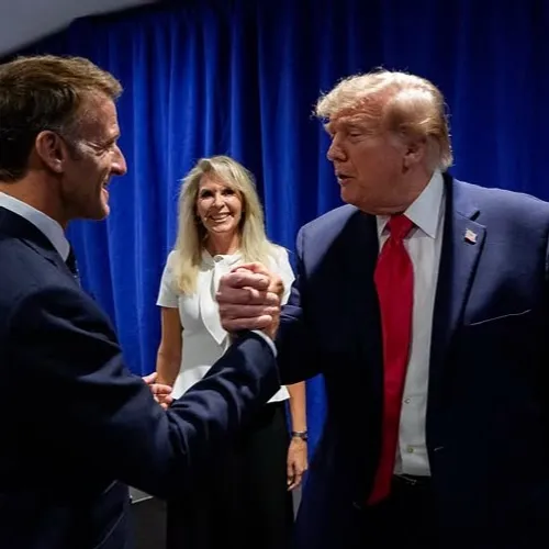 Ukraine et pétrole : Emmanuel Macron s’entretient avec Donald Trump...