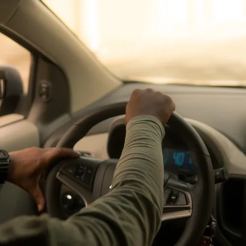 « Situation intenable » : les chauffeurs VTC niçois tirent la...