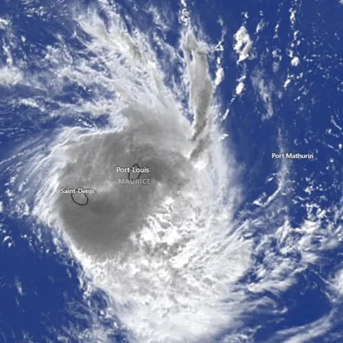 15/01/24 : Cyclone Belal : L'île de La Réunion en alerte violette