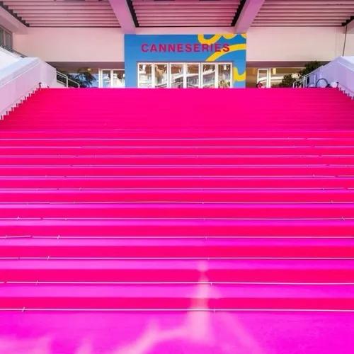 CANNESERIES : clap de fin et tournage de “The White Lotus” sur la...