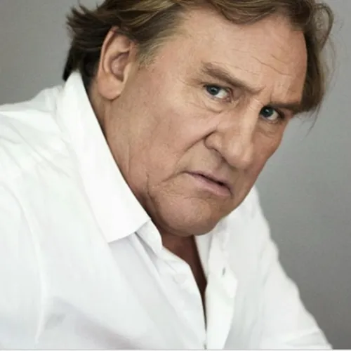 12/04/23 : Gérard Depardieu accusé de violences sexuelles