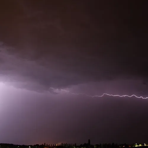 Orages violents : trois départements en vigilance orange, les...
