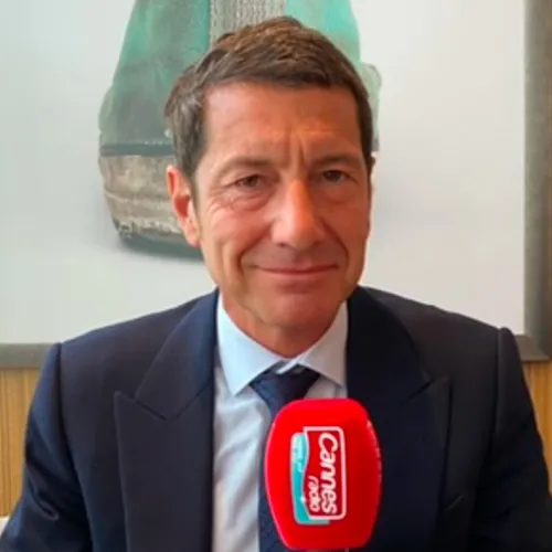 David Lisnard menace de démissionner de la vice-présidence des...