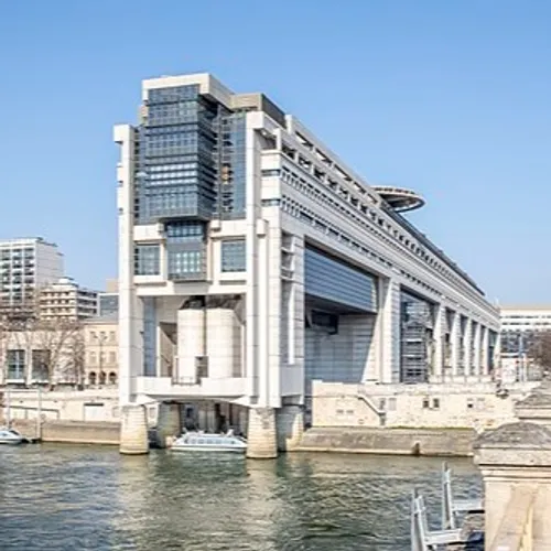 Budget 2026 : retraites et aides sociales gelées