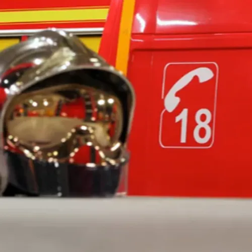 Bas-Rhin : une voiture percute un commerce, un jeune homme...