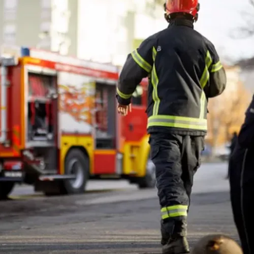 Usine Stellantis de Mulhouse : un chauffeur routier fait une chute...