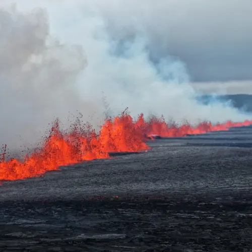 Nouvelle éruption volcanique sur la péninsule de Reykjanes