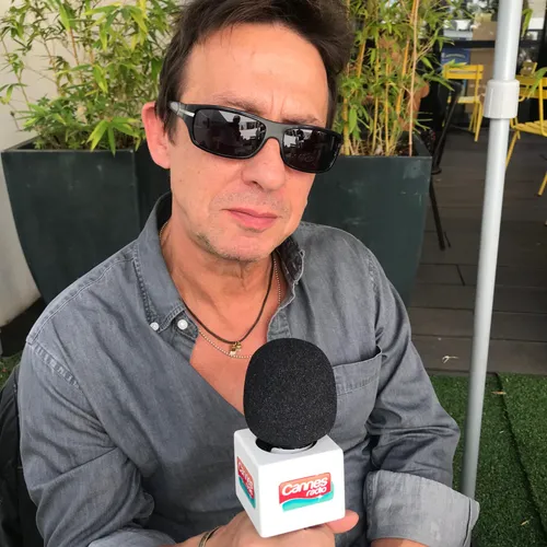 L'INVITE CANNES RADIO : ERIC SERRA