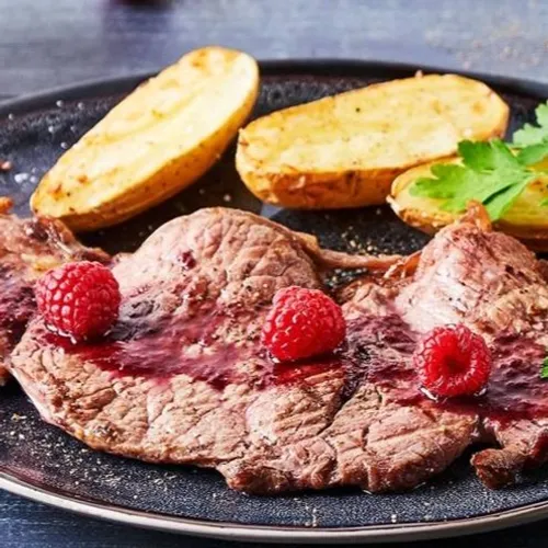 Entrecôtes de bœuf sauce à la framboise