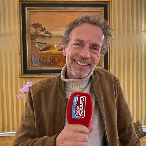 25/01/23 : Cinéma : Sortie du premier film de Stéphane Freiss en...