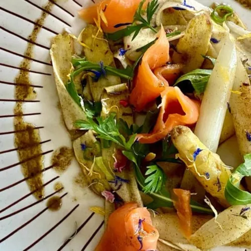 Fines tranches d’asperges marinées au jardin Zen