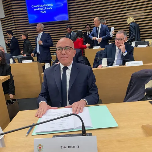 Éric Ciotti officiellement élu maire de Nice