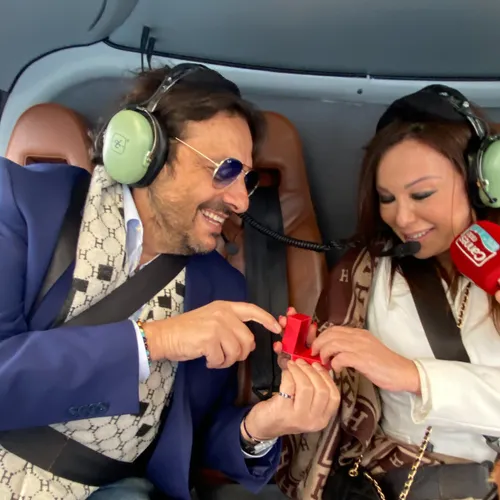 JEU DEMANDE EN MARIAGE A BORD D'UN HELICOPTERE