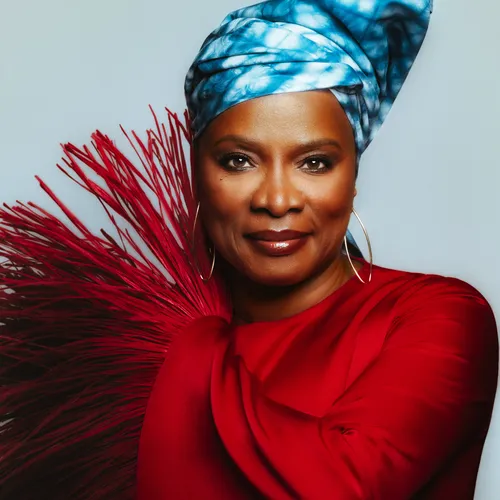 L'INVITEE DE CANNES RADIO : ANGELIQUE KIDJO