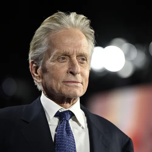 Michael Douglas recevra la Palme d’or d’honneur du 76e Festival de...