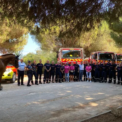 Le maire de Cannes David Lisnard s’est rendu vendredi au cœur du «...