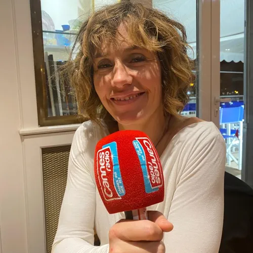 23/11/22 : Interview de l'actrice CECILE DE FRANCE sur Cannes Radio