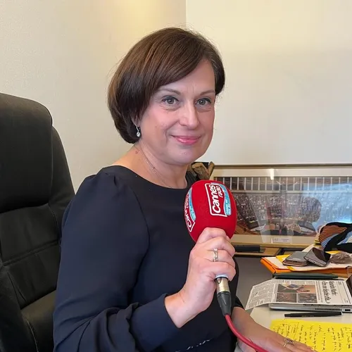 21/02/23 : Entretien avec Alexandra Martin , députée Les...