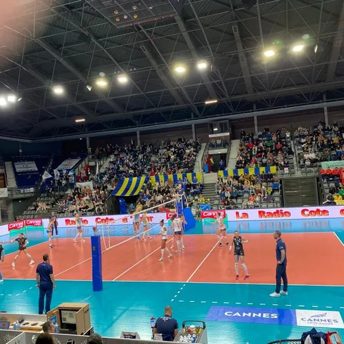 8/03/23 : Les volleyeuses cannoises en finale de la Coupe de France