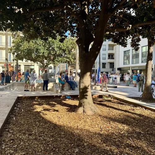 Cannes : inauguration la place Commandant François Lamy