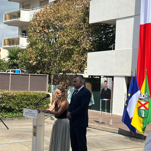 L’hommage rendu à Mandelieu au gendarme Eric Comyn