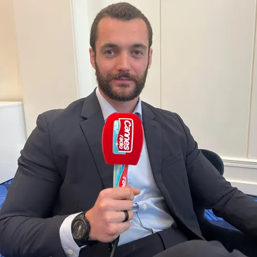 Louis Sarkozy officialise sa candidature aux élections municipales...