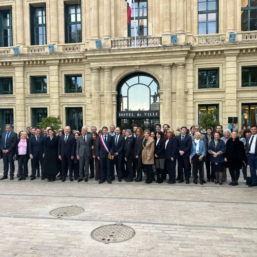 CANNES : David Lisnard largement réélu, Ciotti déjà sur le terrain...
