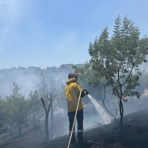 Incendie d’un voilier à Villefranche et plusieurs départs de feu...