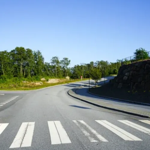 Un passage piéton lumineux à leds pour sécuriser la traversée des...