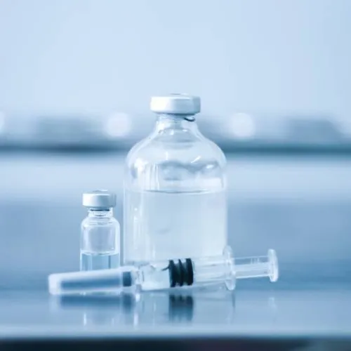 21/11/23 : Démantèlement d’un vaste trafic de stéroïdes dans les...