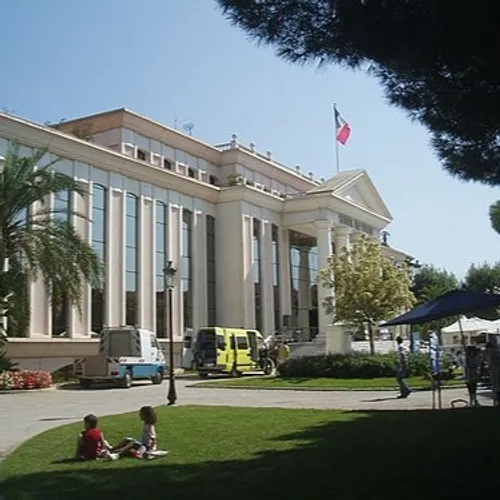 Saint-Laurent du Var : le préfet réquisitionne des terrains pour...