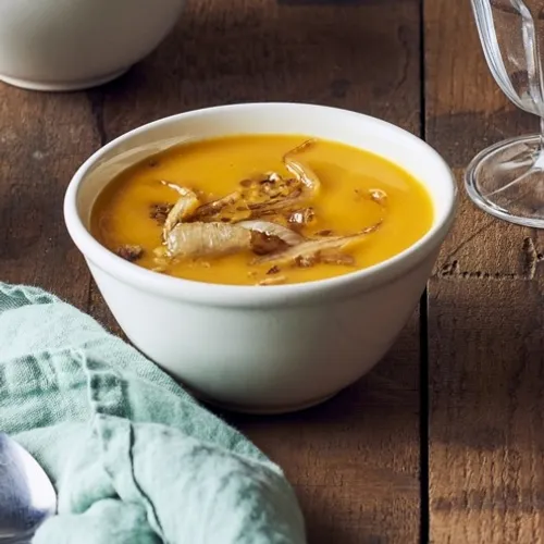 Soupe de potiron, pommes de terre et curry