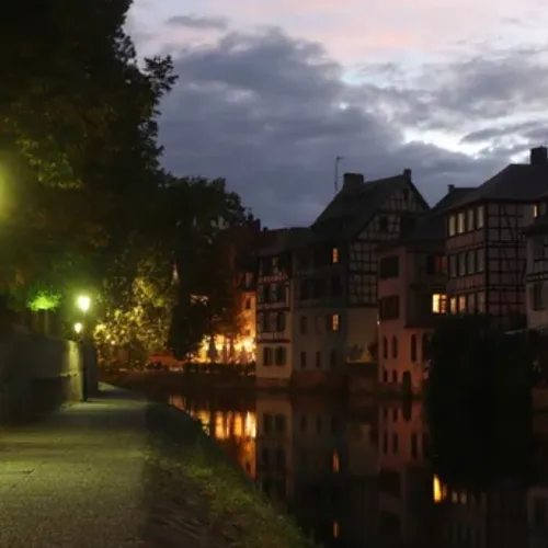 Strasbourg teste un éclairage public intelligent pour illuminer la...