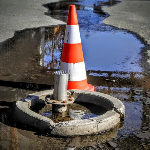 Rupture de canalisation à Nice : un parking inondé et des centaines...