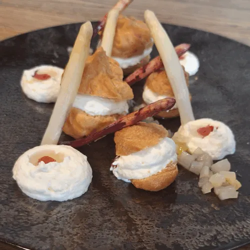 Choux à la crème aux asperges d’Alsace