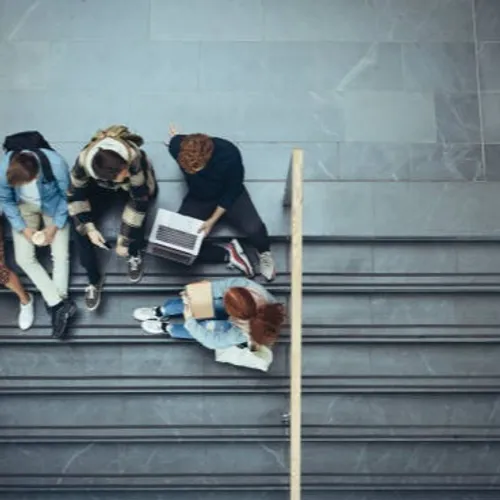 13/02/24 : Plus d'un élève par classe en moyenne se dit victime de...