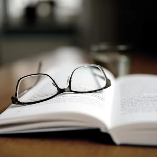 Éditions Grasset plus de 100 auteurs annoncent leur départ après...