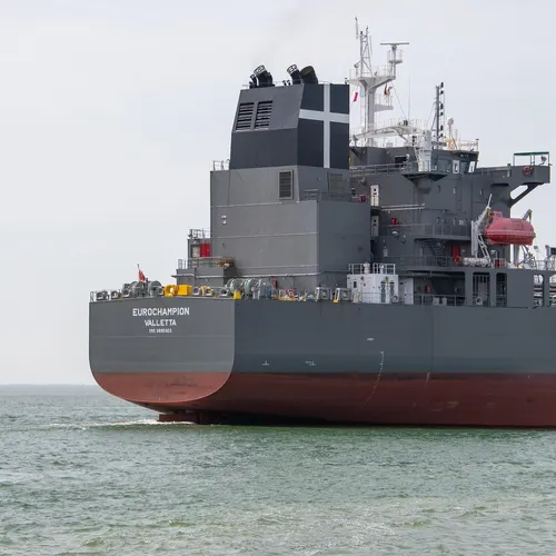 Tensions au Moyen-Orient : menace sur le détroit d’Ormuz et flambée...