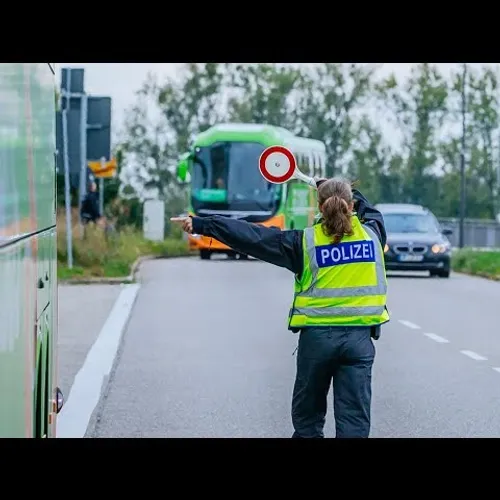 Nouvel An : gendarmes et douaniers traquent les feux d’artifice à...